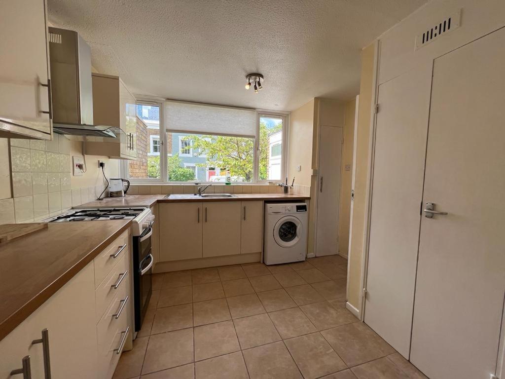 Lovely 4bed Property, 8min To Oxford Street